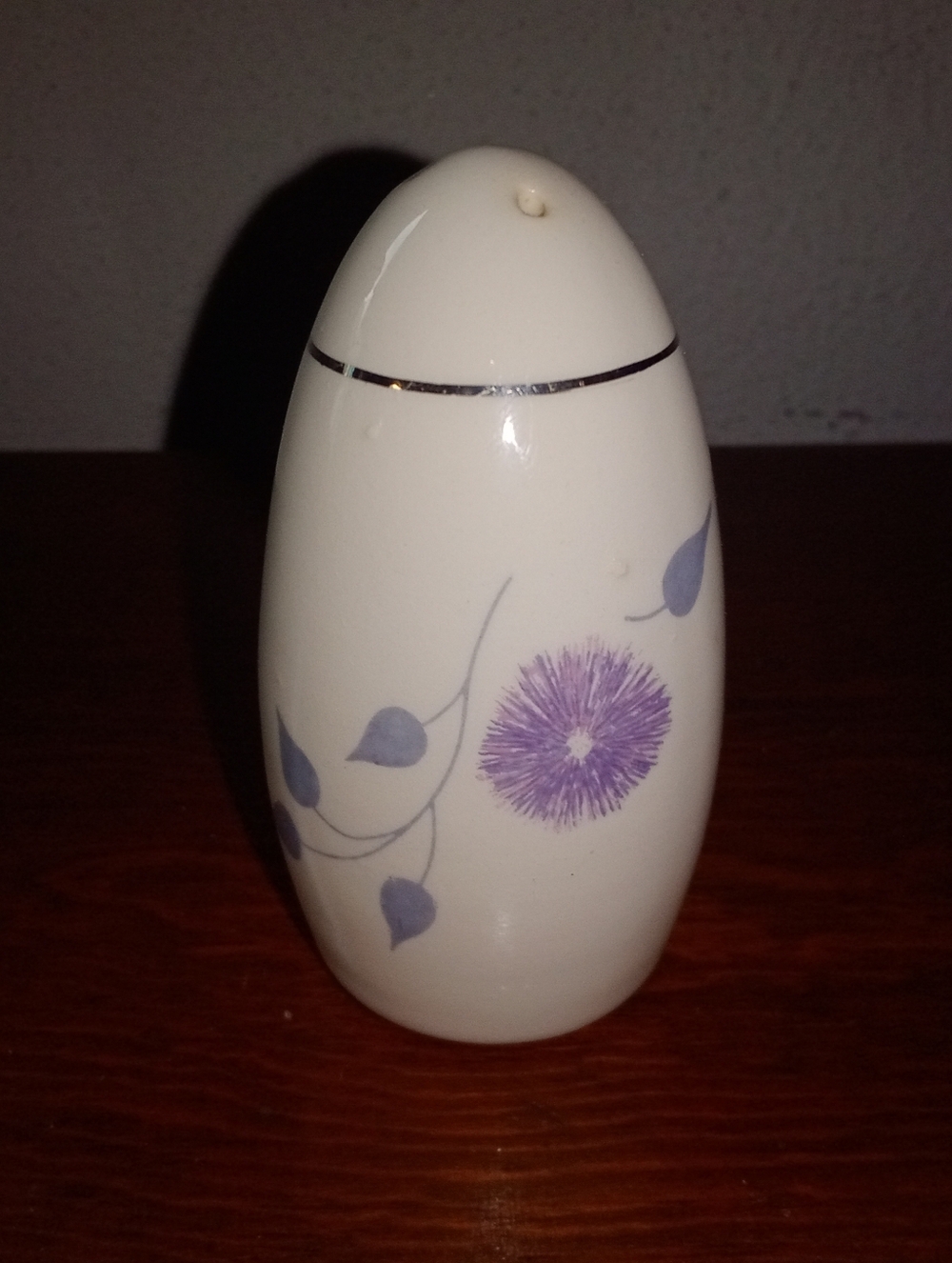 Vintage Anniversary Replacement Pepper Shaker Purple Flower Design 3 1/8" Tall